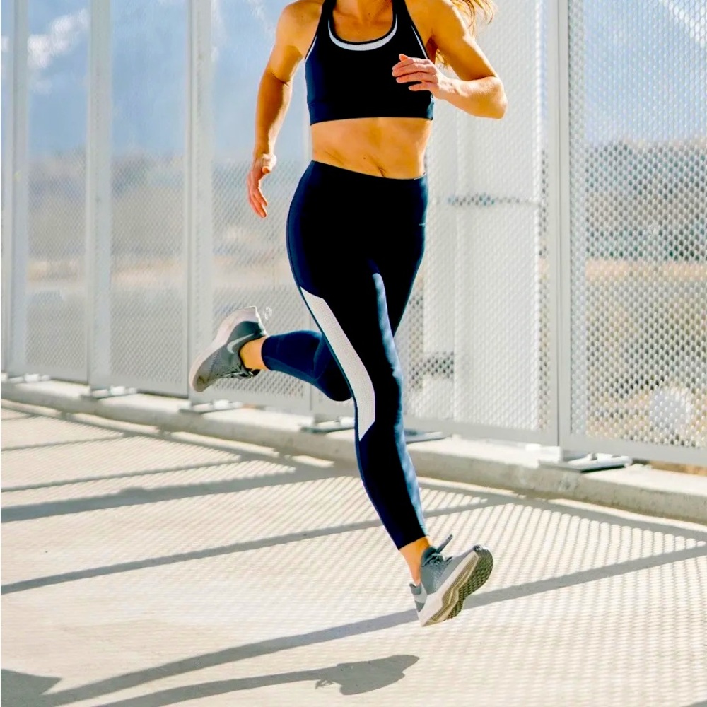 Navy Primo Mesh Leggings 7/8 Length size 12 NWT